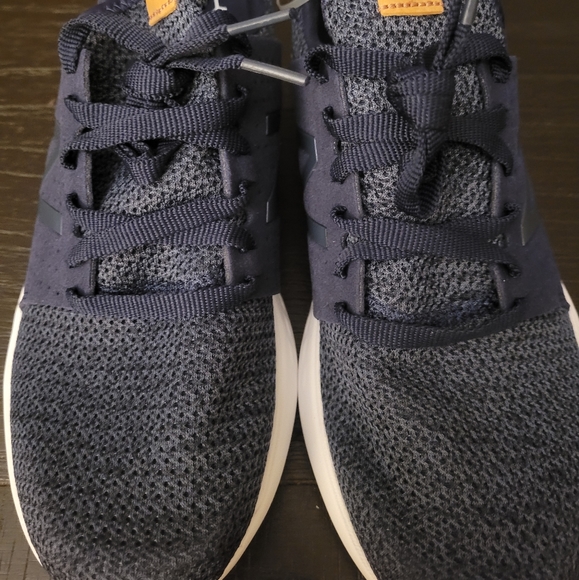 Women's new balance sneakers - Picture 1 of 4